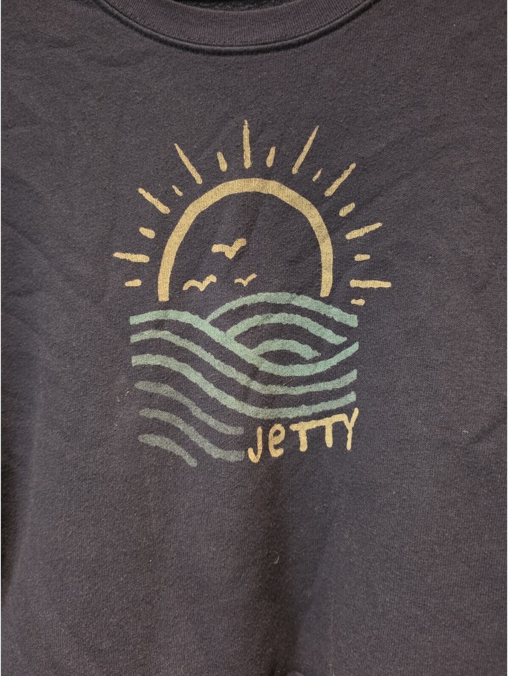 Jetty Cropped Raw Hem Sweatshirt With Coastal Theme Size S. Super Soft - Picture 2 of 5